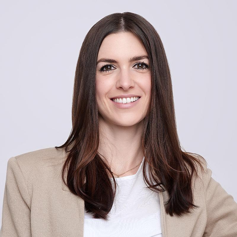 Our Team 10 Sina Frings